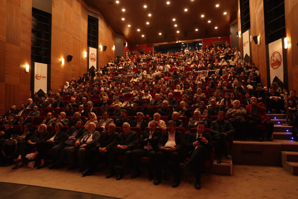 ZİYA GÖKALP, VEFATININ 100. YIL DÖNÜMÜNDE ANILDI zg05 fatİh kÜltÜr sanat merkezİnde belgesel galasi